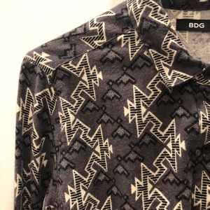 BDG Grey Ikat Aztec Long-Sleeve Flannel